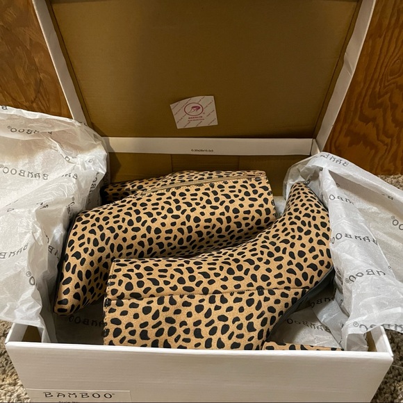 New Women’s Booties - Picture 8 of 10